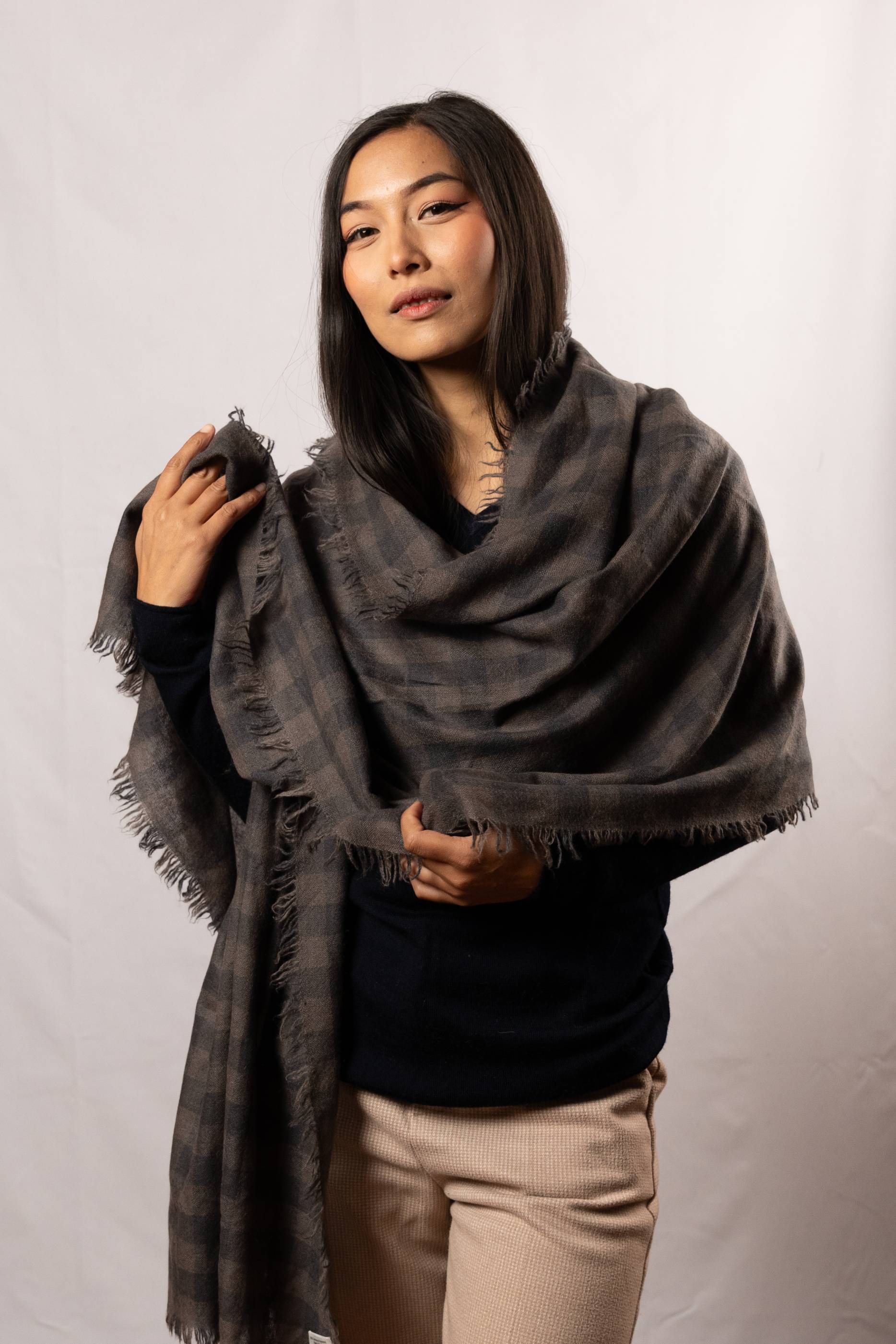  Cashmere plaid design Shawl (3015)